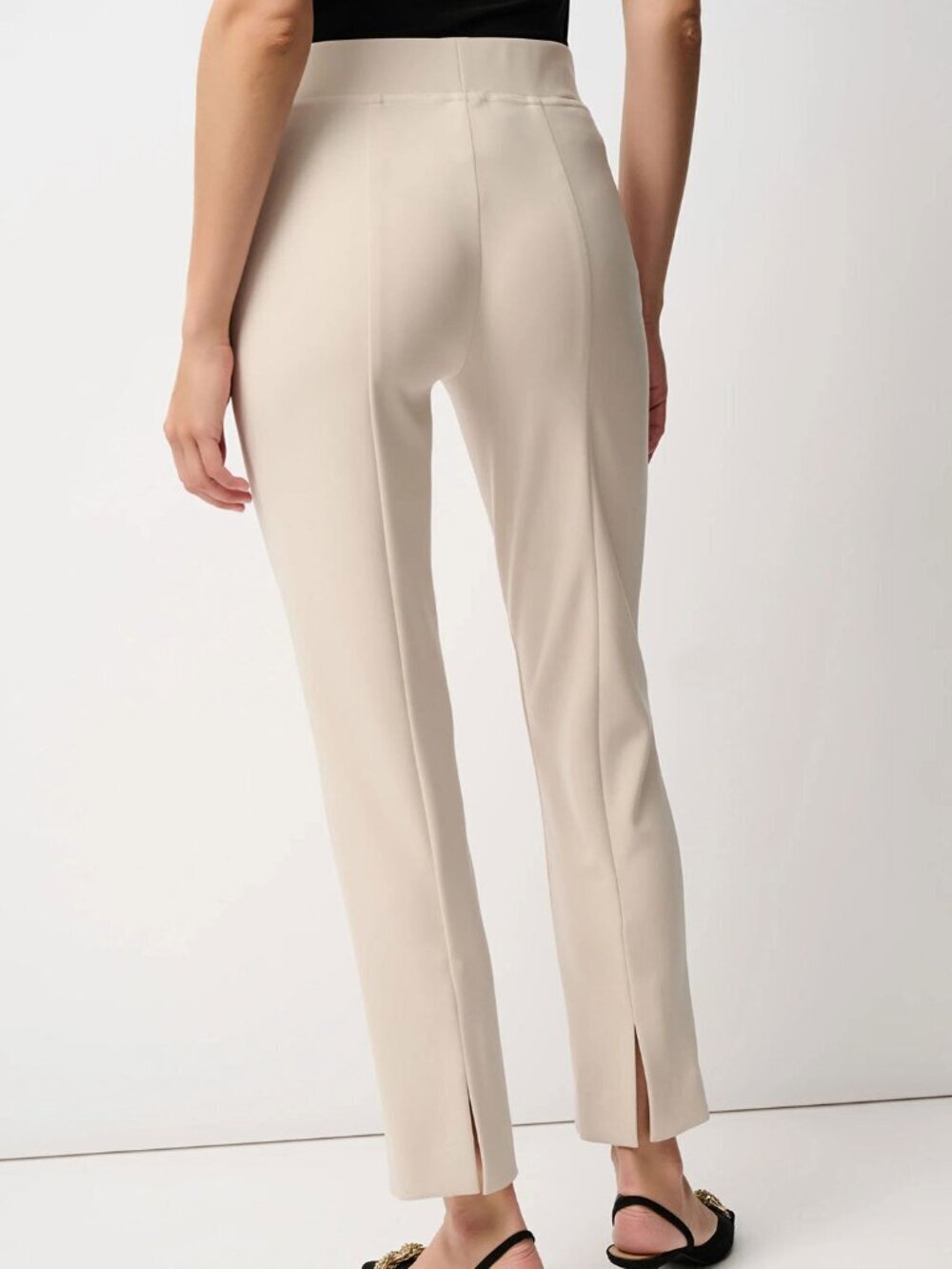Joseph Ribkoff (8) Straight Leg Trousers Beige Effortless Stretch Pull-On *Flaw